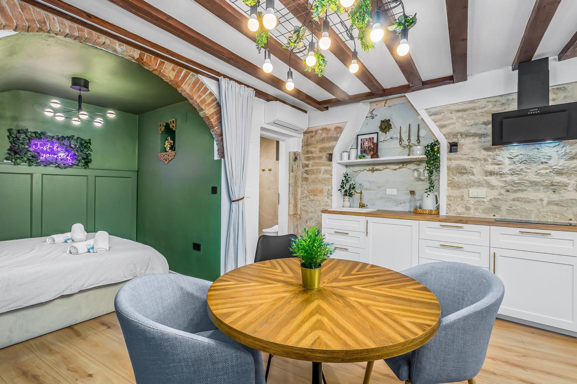 La Bestia Deluxe Studio Apartment Ровинь Экстерьер фото